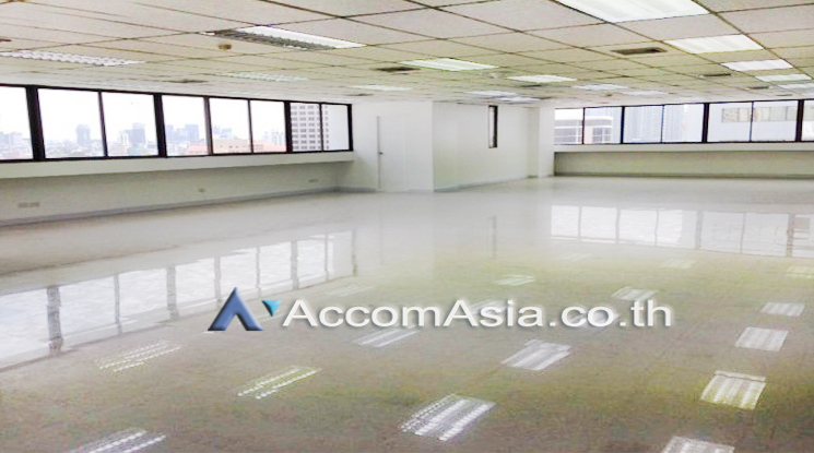  1  Office Space For Rent in Ratchadaphisek ,Bangkok MRT Thailand Cultural Center at Amornphan 205 AA11595